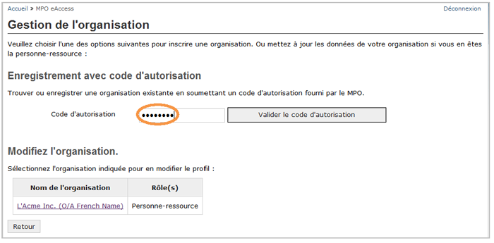 Cette image présente l'écran « Gestion de l'organisation », dans lequel le code d'autorisation est encerclé d'un trait orange
